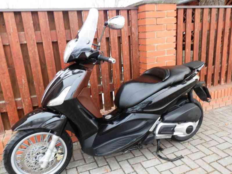 Piaggio Beverly 125 - foto 10
