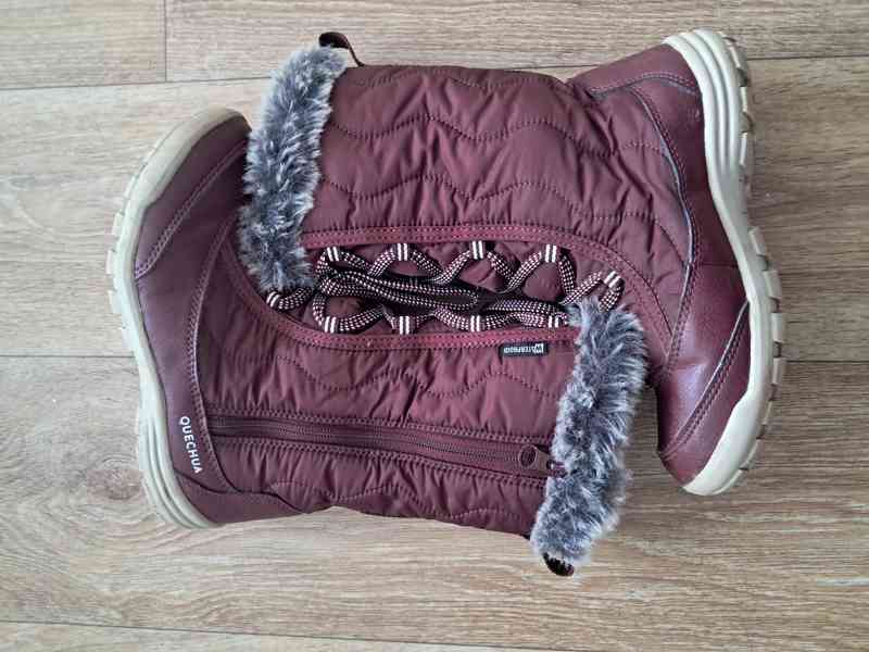 Dívčí zimní boty pěkný stav