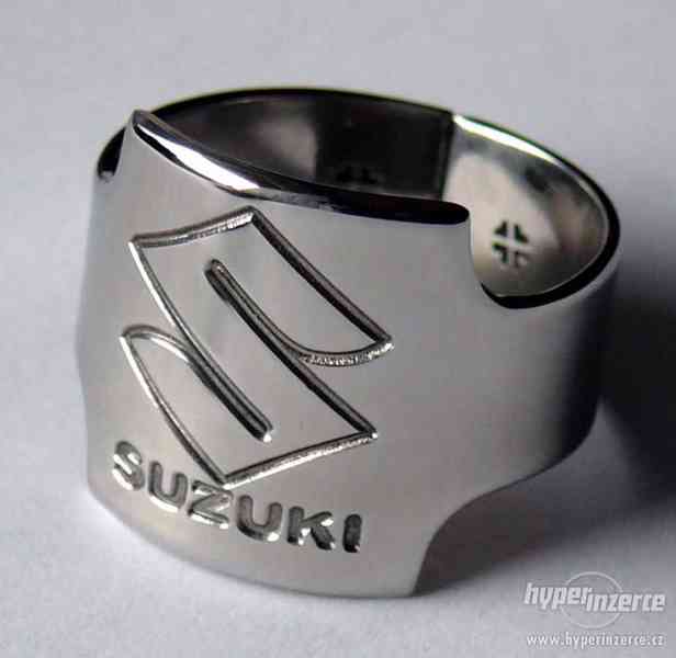 Motorkářský prsten SUZUKI - foto 1