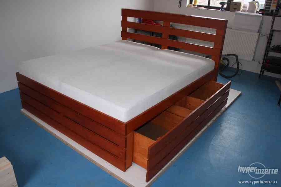 Dřevěná postel styl palet - foto 3