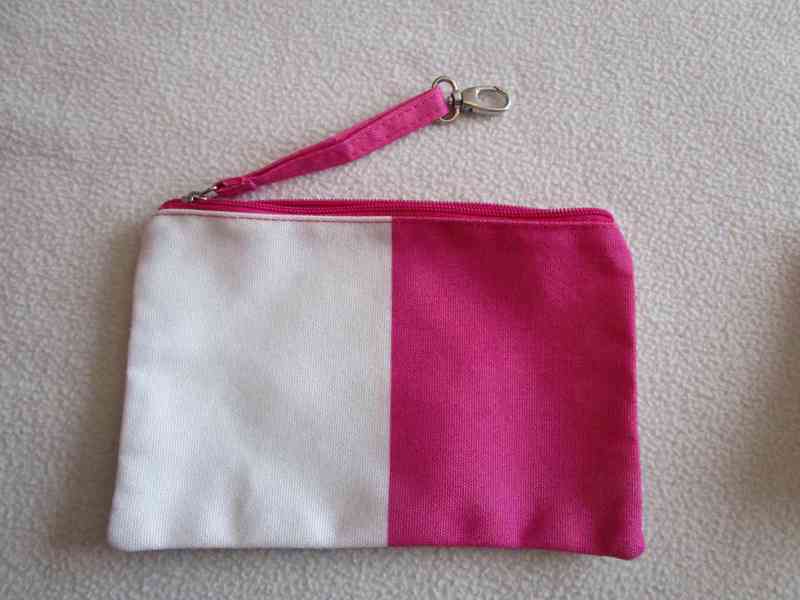 Nová pěkná barevná kosmetická taštička, zapínání na zip - foto 2