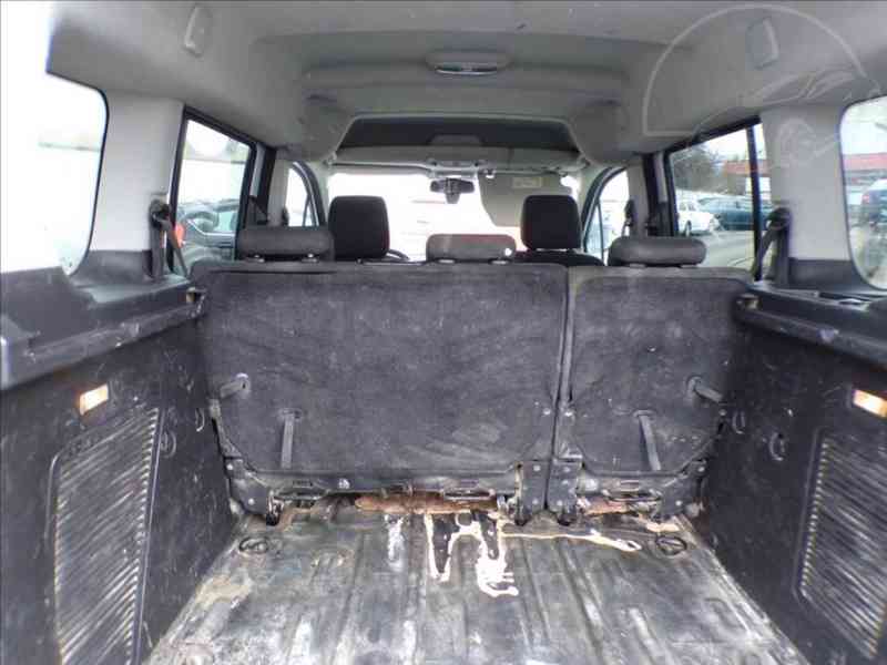 Ford Transit Connect 1,6 TDCI TAŽNÉ ZAŘÍZENÍ-DPH - foto 7