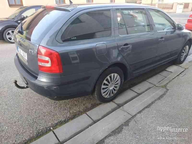 Škoda Octavia II - 1.9 TDI, 77 kW, r.v. 2008 s vadou motoru - foto 5