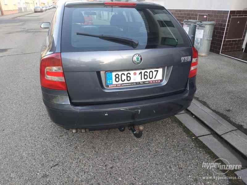 Škoda Octavia II - 1.9 TDI, 77 kW, r.v. 2008 s vadou motoru - foto 6