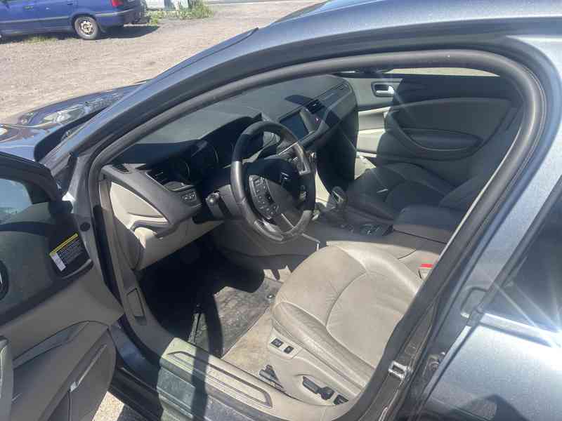 Citroen C5 III 3,0 HDI X8Z 177KW prodám díly - foto 5