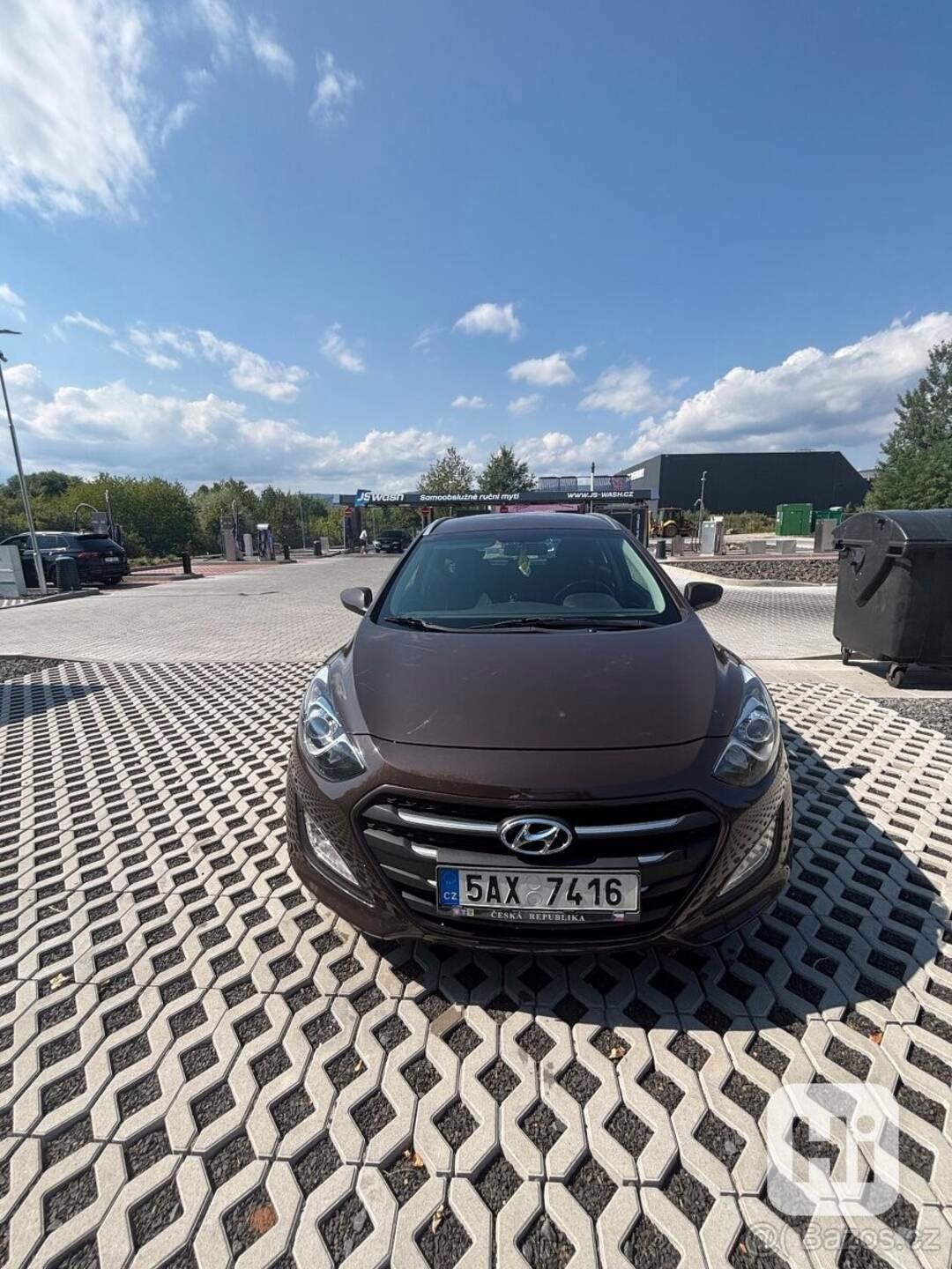 Hyundai i30 1,6   gdi 99kw - foto 1