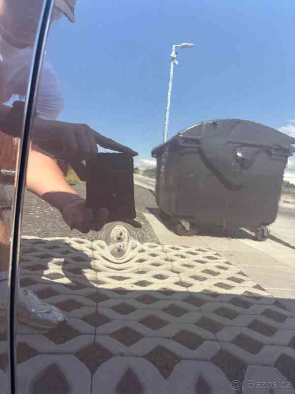 Hyundai i30 1,6   gdi 99kw - foto 11
