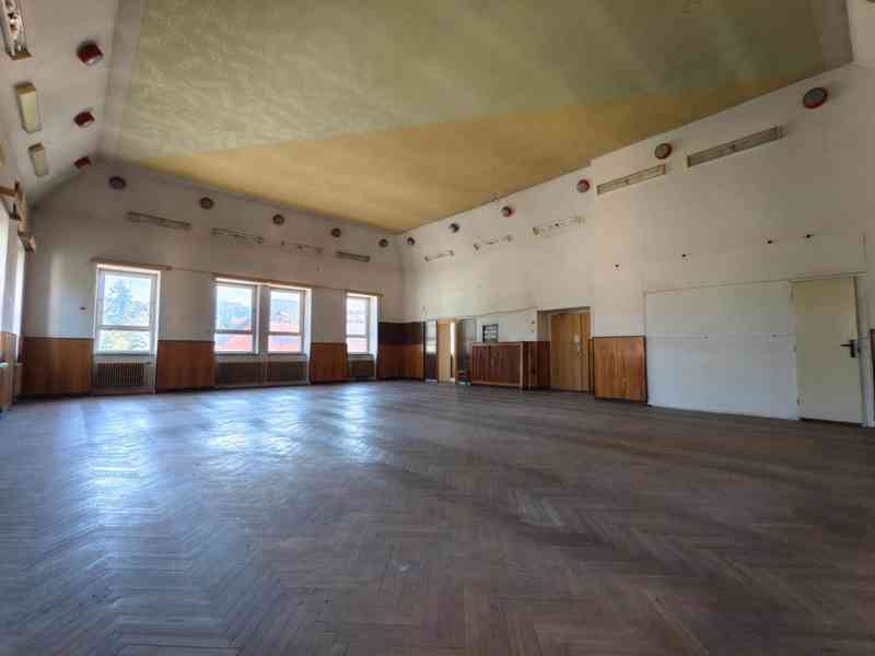Pronájem sálu 120m2, Semily - centrum  - foto 2