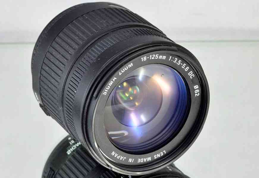pro Nikon AF - Sigma 18-125mm 1:3.5-5.6 D - foto 3