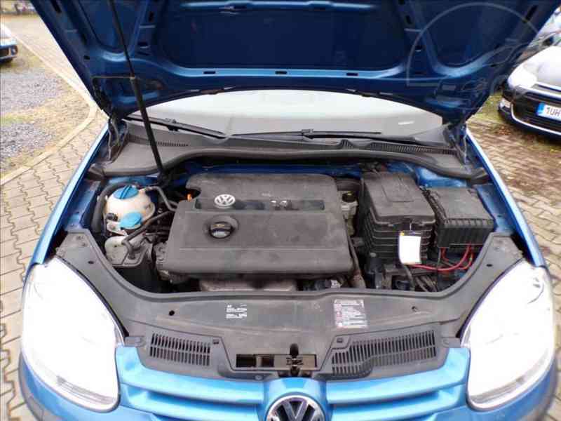 VW Golf 1,4 16V KLIMA,TAŽ.ZAŘ.-Hned odjíždíte - foto 12