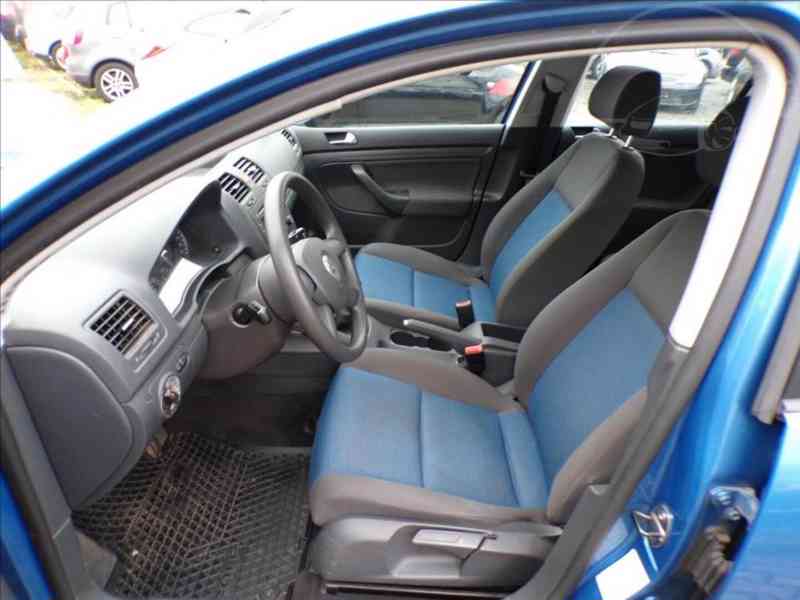 VW Golf 1,4 16V KLIMA,TAŽ.ZAŘ.-Hned odjíždíte - foto 7