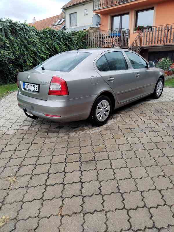 Škoda Octavia II Facelift, výbava elegance, tažné zařízení - foto 4
