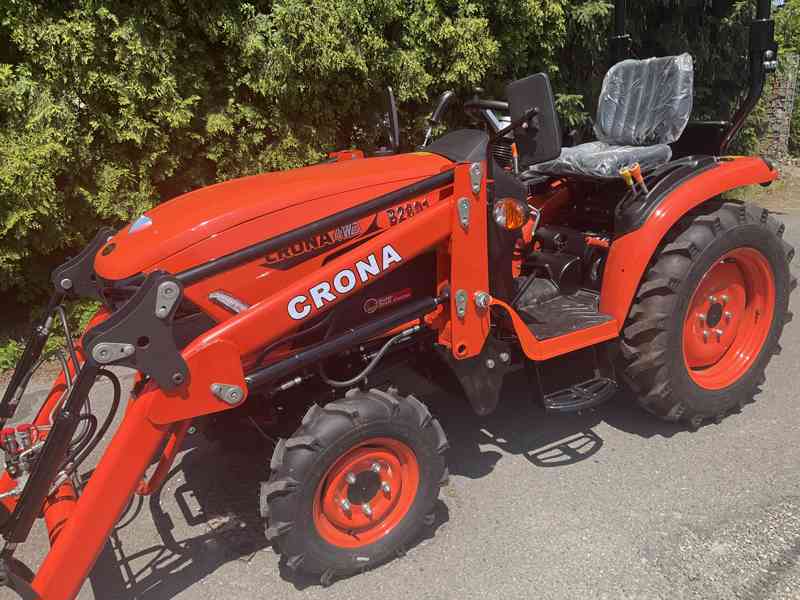 Čelní nakladač pro malotraktor CRONA CR2601X - foto 6