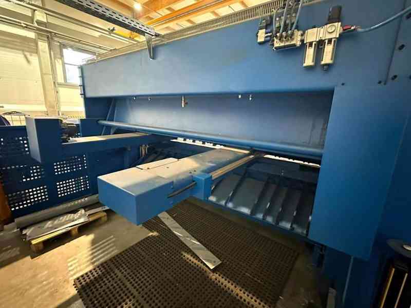 Hydraulické tabulové nůžky BOSCHERT GIZELIS G-CUT 3013 CNC - foto 6
