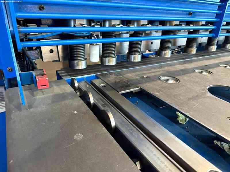 Hydraulické tabulové nůžky BOSCHERT GIZELIS G-CUT 3013 CNC - foto 4