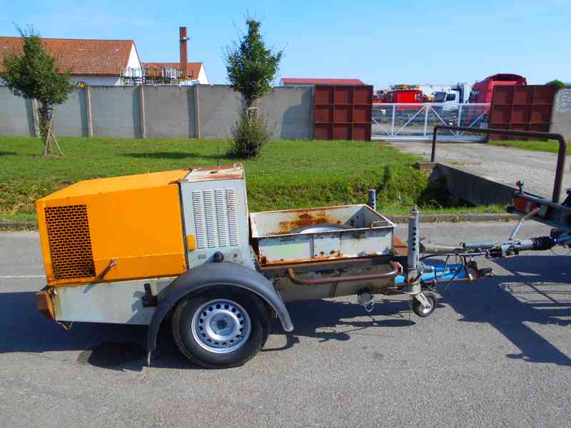 PŘÍVĚS PUMPA PUTZMEISTER - foto 5