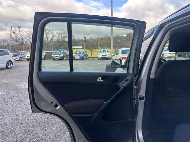 Volkswagen Tiguan 2.0TDi 4x4/DSG/Tažné/Tempomat - foto 13