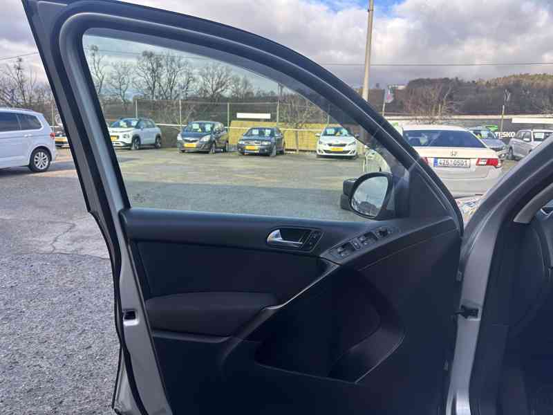 Volkswagen Tiguan 2.0TDi 4x4/DSG/Tažné/Tempomat - foto 11