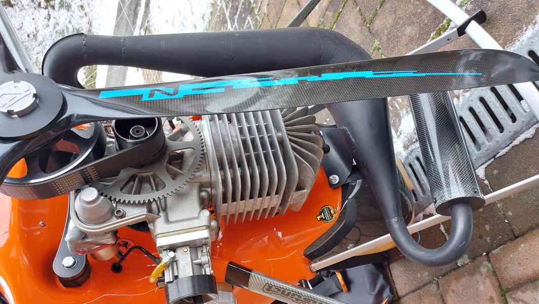 Motorová krosna Nirvana Instinct NS 230 CL s příslušenstvím - foto 14