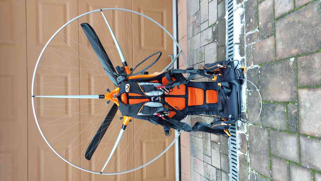 Motorová krosna Nirvana Instinct NS 230 CL s příslušenstvím - foto 2