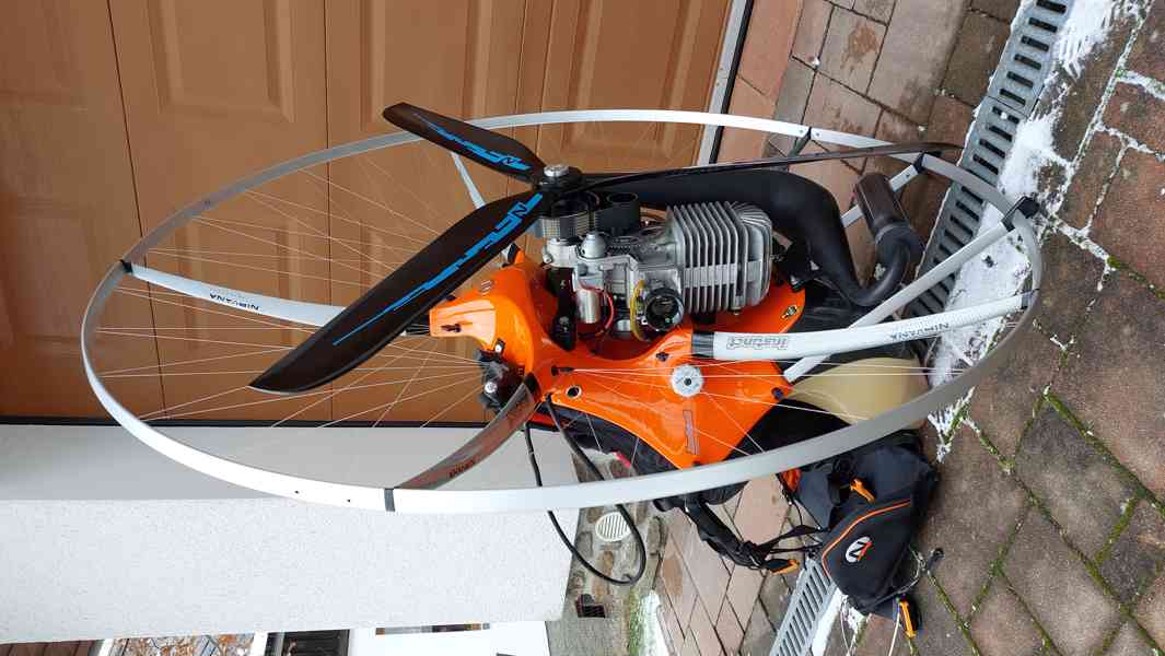 Motorová krosna Nirvana Instinct NS 230 CL s příslušenstvím - foto 5