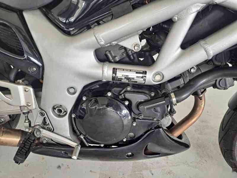Suzuki SV650 - foto 10