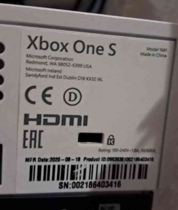 Microsoft Xbox One S + hra - foto 2