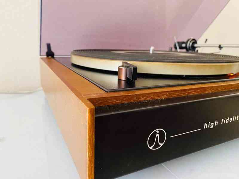 Gramofon Tesla NC 440, koupeno Tuzex 1979 - foto 7