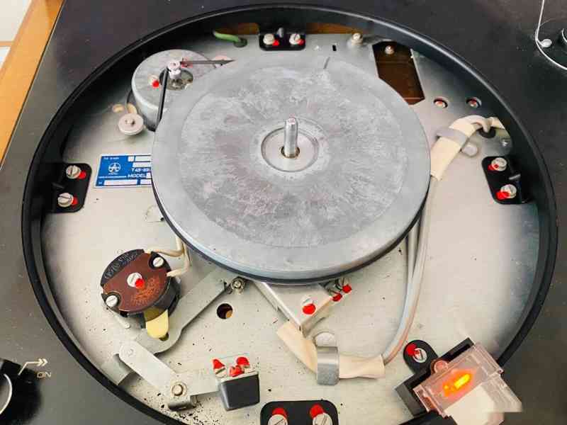 Gramofon Tesla NC 440, koupeno Tuzex 1979 - foto 10