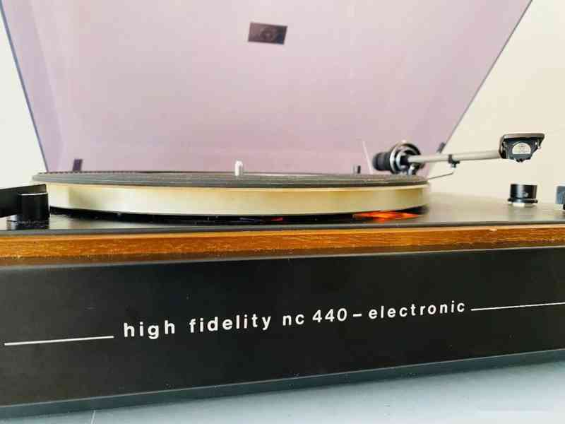 Gramofon Tesla NC 440, koupeno Tuzex 1979 - foto 12