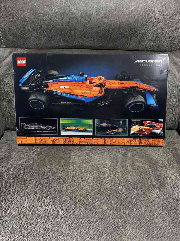 LEGO TECHNIC: Závodní auto McLaren Formule 1 (42141) - foto 2