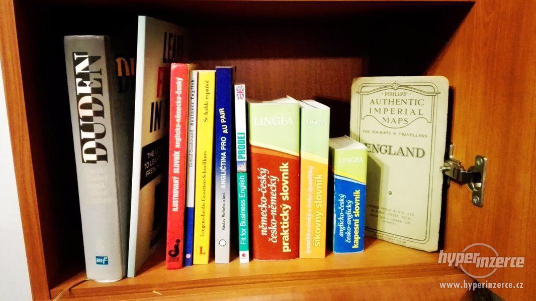 Cizojazyčné učebnice a slovníky - foto 1