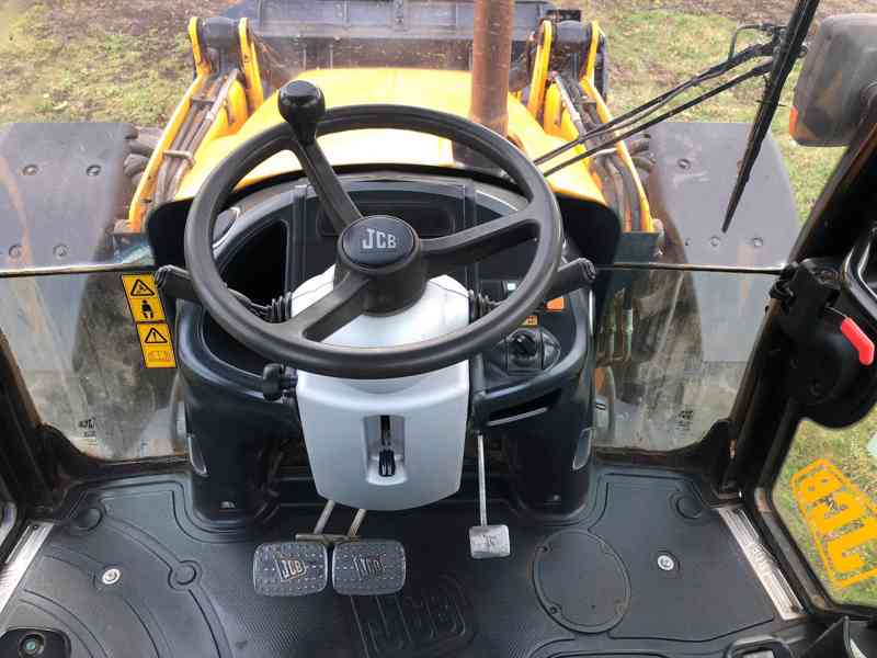 Traktorbagr JCB 4CX (Možnost leasingu) - foto 8