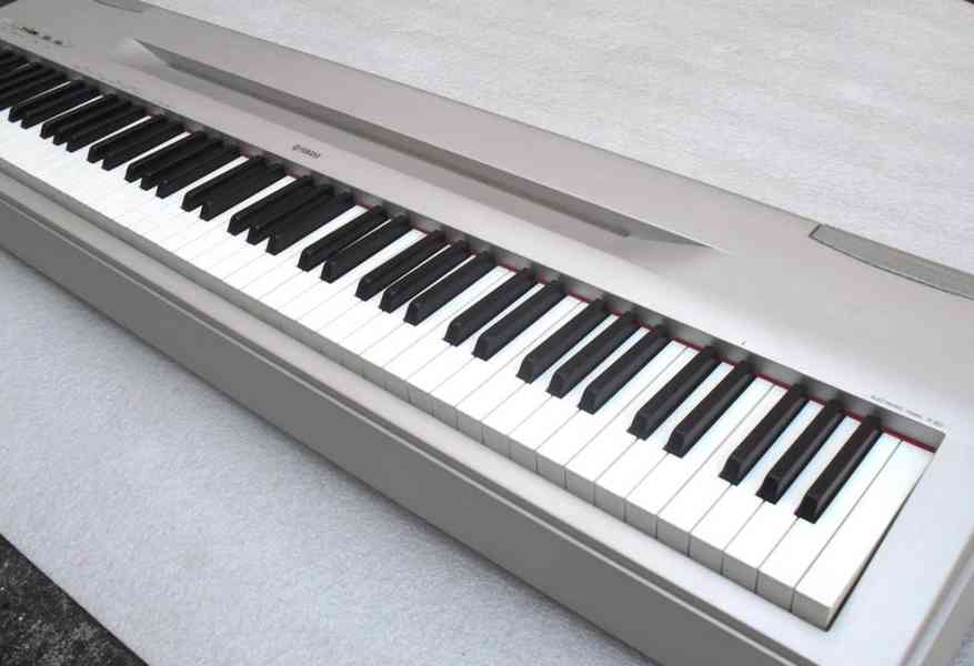 Digitální piano Yamaha P-60 - foto 3
