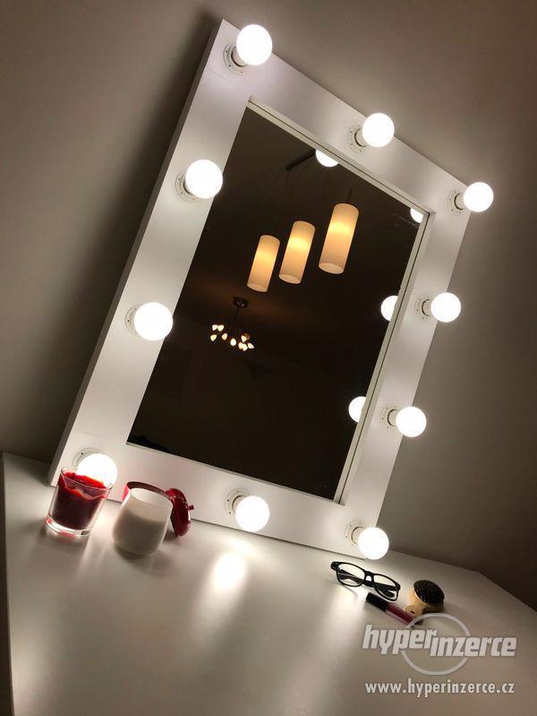 Hollywoodské zrcadlo - foto 1