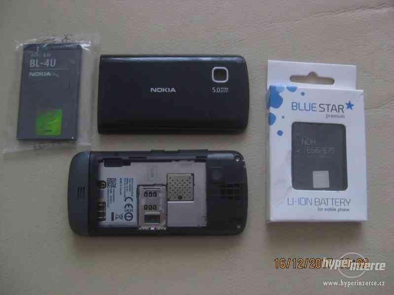 Nokia C5-03 - plně funkční dotykové telefony - foto 8