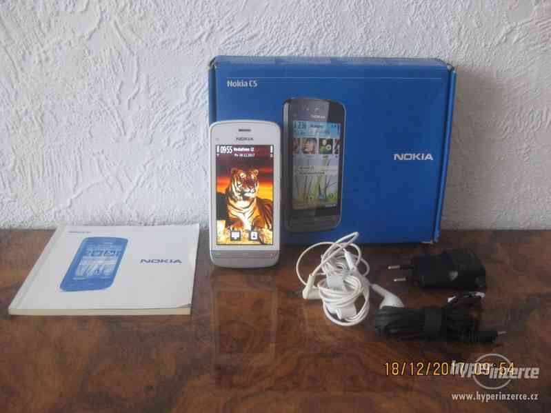 Nokia C5-03 - plně funkční dotykové telefony - foto 19
