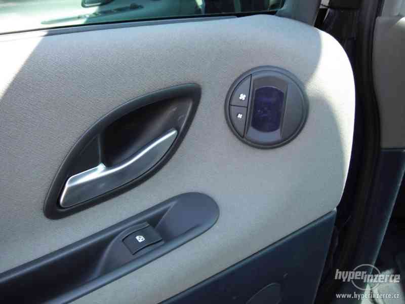 RENAULT Espace IV , 3.0dCi , 7míst,Panorama, Klima, Tempomat - foto 12