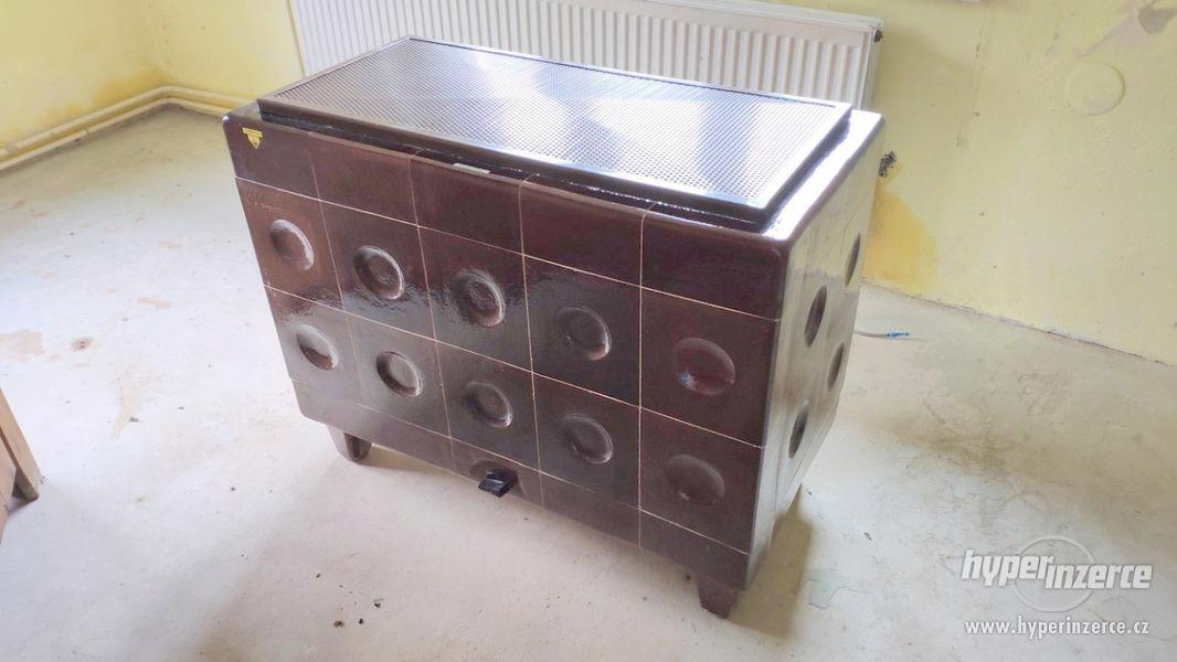 Vamberecká akumulační kamna - za odvoz - foto 2