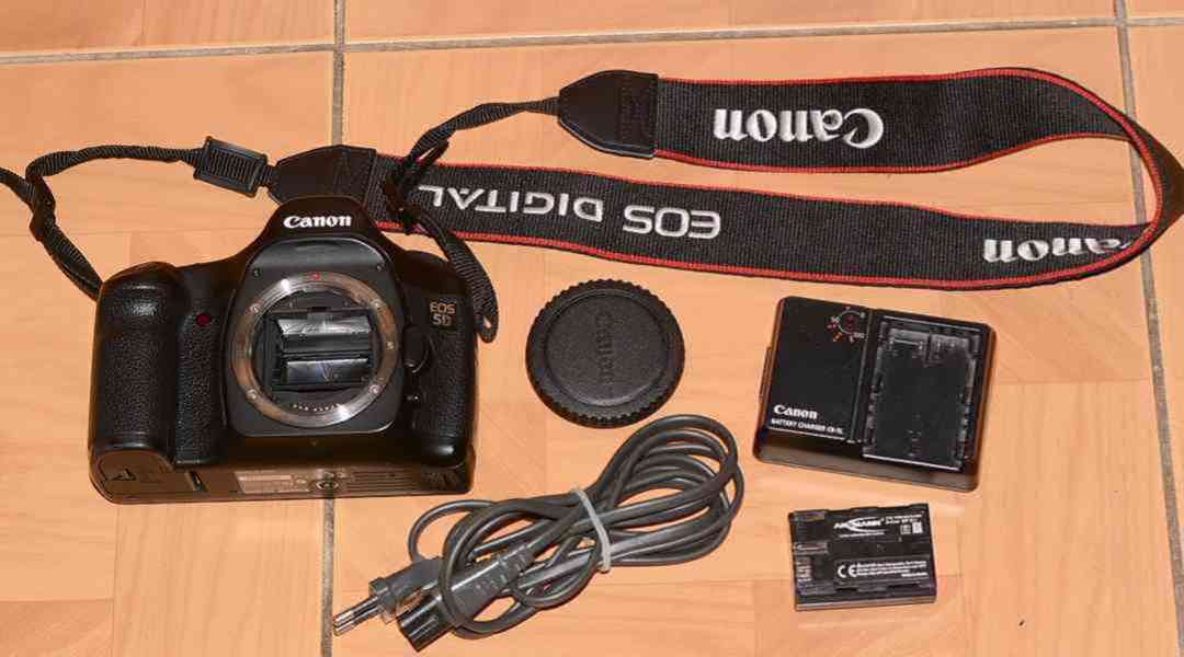 Canon EOS 5D prof. full-frame DSLR*12,8MPix - foto 1