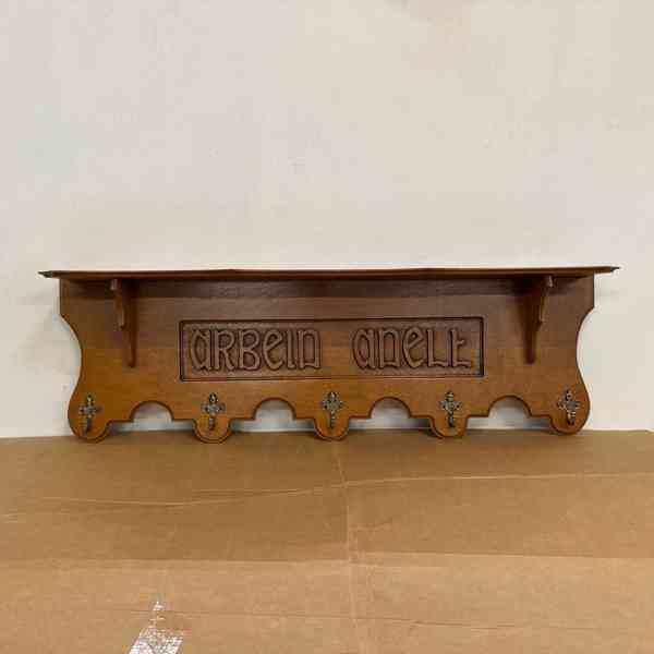 Starožitný rustikální věšák