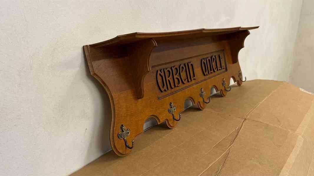 Starožitný rustikální věšák - foto 4