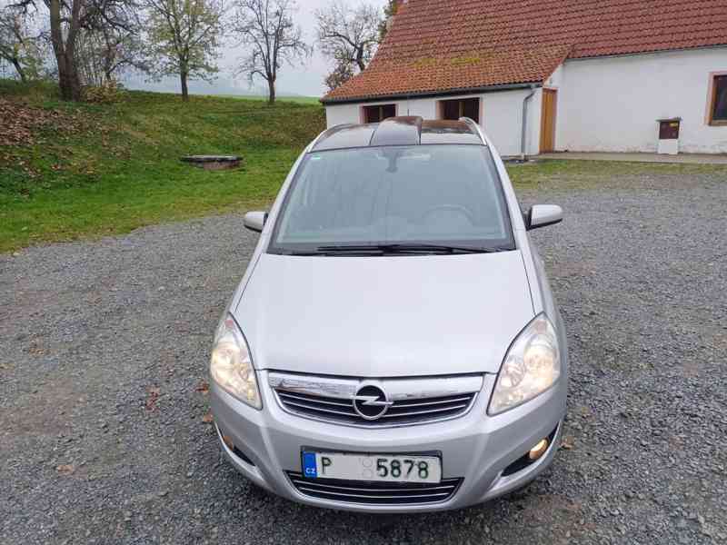 Opel Zafira 1.8 RV.2008 panorama 7.míst. TAŽNÉ-NOVÁ STK - foto 5