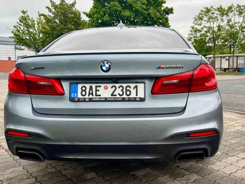 BMW Řada 5 4,4 550i 2017 M / xDrive 4x4 - foto 8