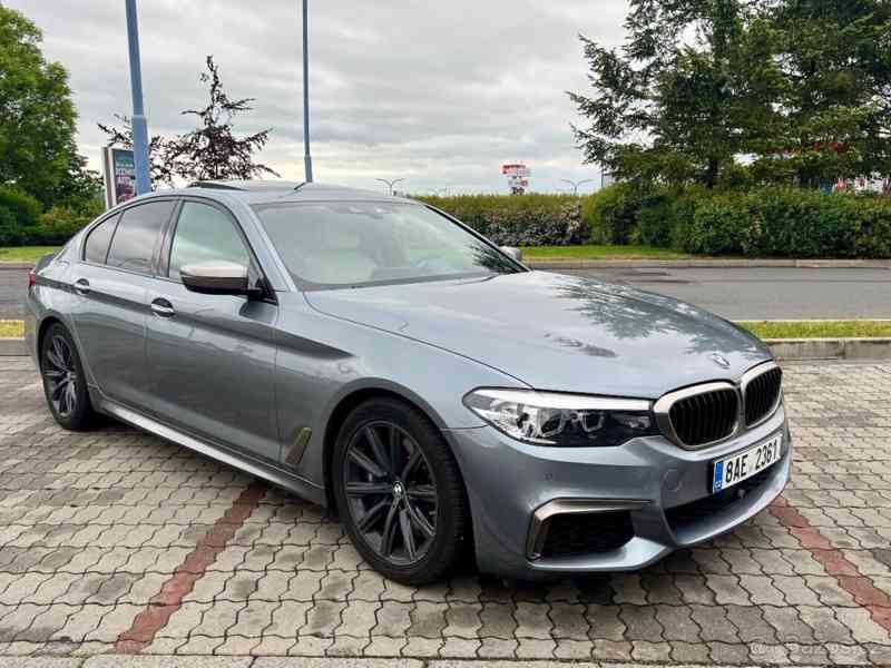 BMW Řada 5 4,4 550i 2017 M / xDrive 4x4 - foto 3