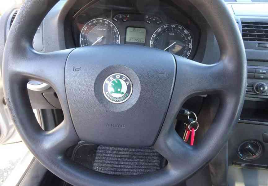 Škoda Octavia 1.6i r.v.2005 (75 kw) Koupeno v ČR - foto 8