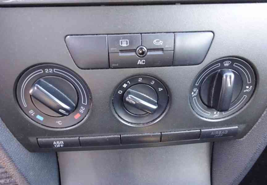 Škoda Octavia 1.6i r.v.2005 (75 kw) Koupeno v ČR - foto 12