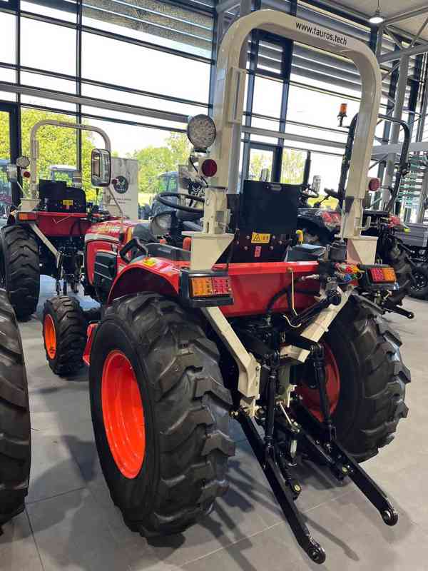 Tauros HX40a 4x4 (až 40 koní) - foto 2