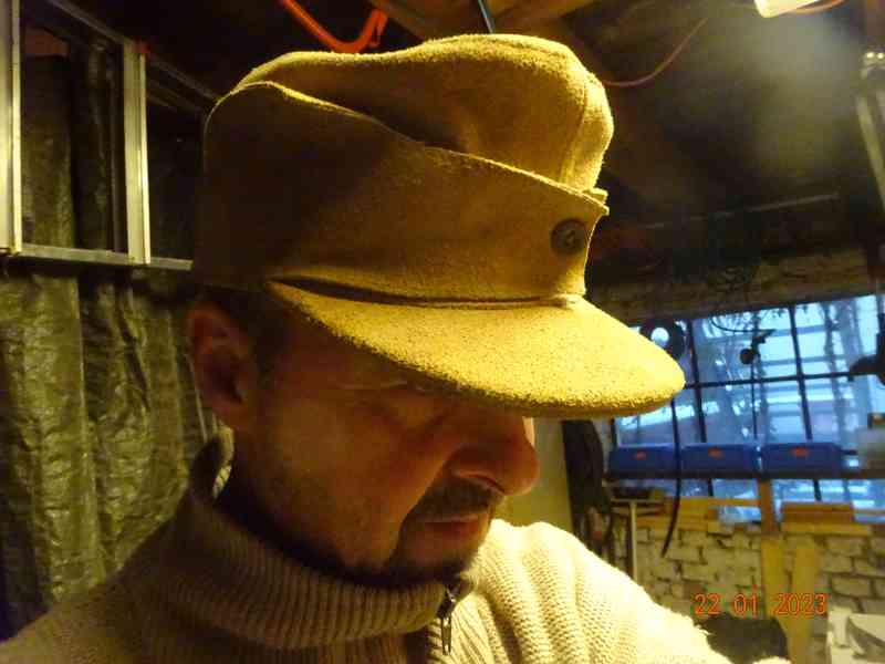Kožená čapka - foto 2