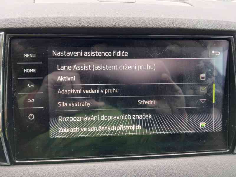  ŠKODA Karoq Style 2,0 TDI 110 kW 4x4 DSG - foto 33